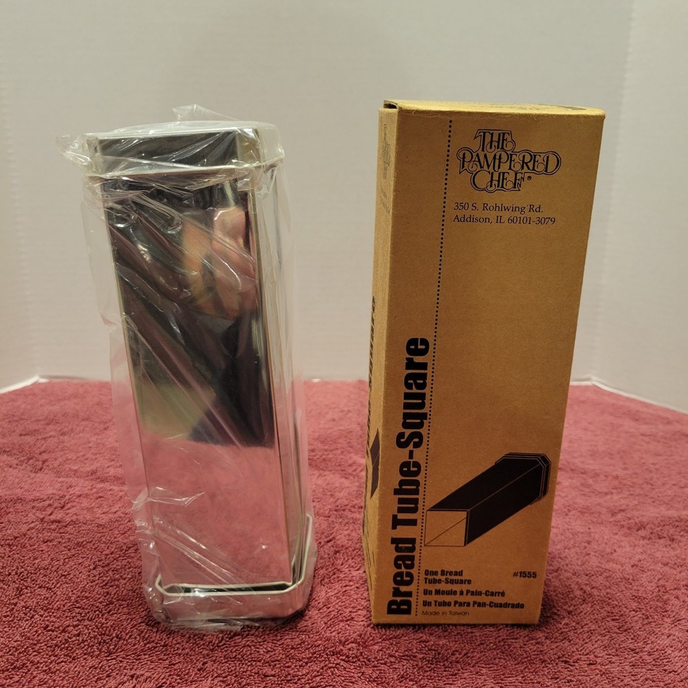 Pampered Chef Bread Tube-Square‎ #1555 New in Box